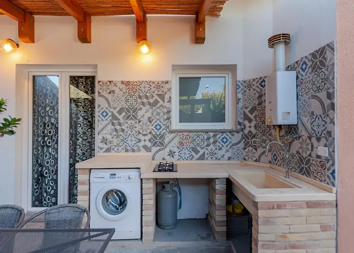 Uliveto' S Semesterbostad Elmas